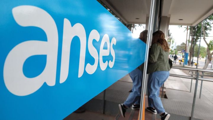 Bono $15000, AUH, AUE, PNC, desempleo, jubilaciones y pensiones de ANSES: quiénes cobran hoy, 31 de mayo