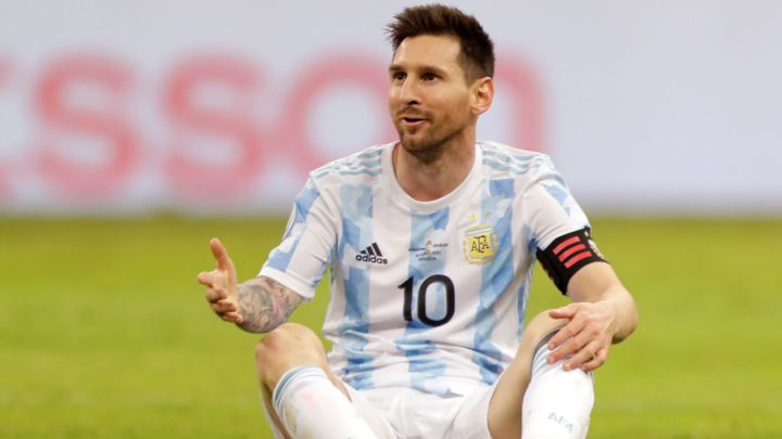 Argentina le ganó 1-0 a Uruguay, con gol de Rodríguez, y Leo fue una de las figuras del equipo. Aprobadísimo.