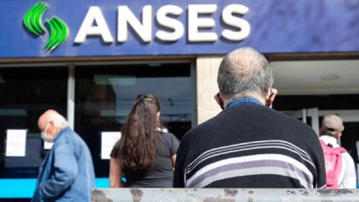 Bono $15000, AUH, AUE, PNC, desempleo, jubilaciones y pensiones de ANSES: por qué no se cobra hoy, 21 de junio