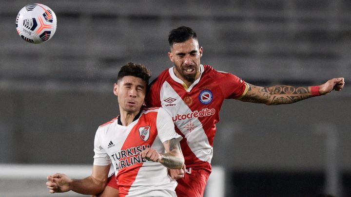 River visita a Argentinos en busca de la clasificación