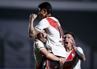 El golazo de Jorge Carrascal al mandar el balón a la escuadra