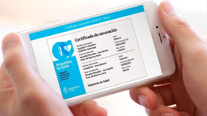Vuelta del público a las canchas: ¿cómo obtener el certificado de vacunación COVID?