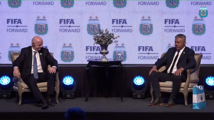 "En diciembre definiremos sobre el Mundial cada dos años"