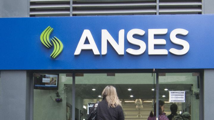 Medio aguinaldo de diciembre ANSES: montos, requisitos y cómo inscribirse