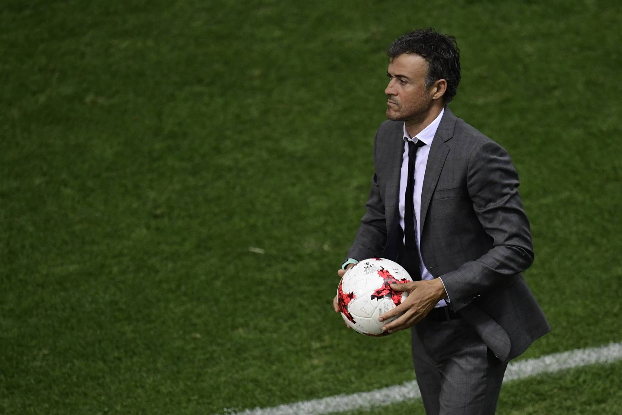 Luis Enrique y los novatos que vigila para la Selección