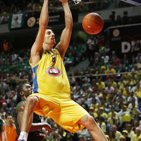 El Maccabi, primer finalista El Maccabi, primer finalista