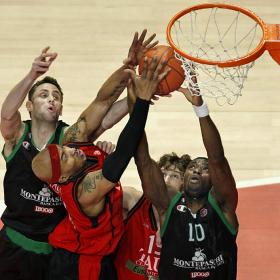 El Siena deja cuarto al TAU en el partido de la decepción El Siena deja cuarto al TAU en el partido de la decepción