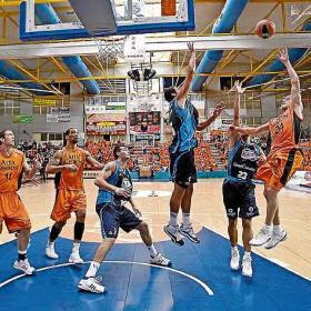 Ramos y el Fuenla se desploman ante el Gran Canaria Ramos y el Fuenla se desploman ante el Gran Canaria