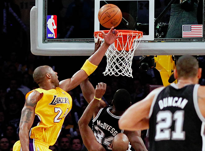 Los Spurs apuntillan a los Lakers y LeBron, 51 puntos