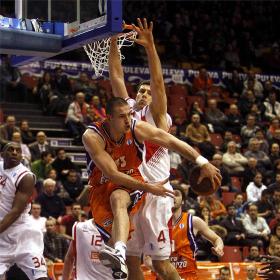 Nymburk sirve en bandeja liderato al Valencia Basket Nymburk sirve en bandeja liderato al Valencia Basket