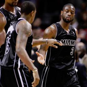 Los "Big Three" ganan fácil a los Dallas Mavericks Los "Big Three" ganan fácil a los Dallas Mavericks