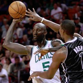 Pierce y Garnett dan otra lección a los "Beach Boys" Pierce y Garnett dan otra lección a los "Beach Boys"