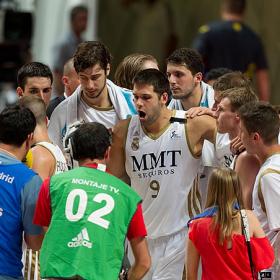 El Madrid le da al Barça una paliza de otra época El Madrid le da al Barça una paliza de otra época