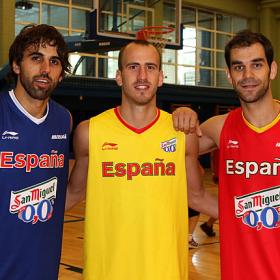 España: tres estilos de base para olvidar a Ricky España: tres estilos de base para olvidar a Ricky