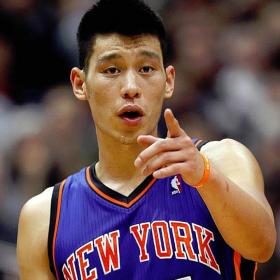 Jeremy Lin acepta la oferta de los Rockets; Roy, a los Wolves Jeremy Lin acepta la oferta de los Rockets; Roy, a los Wolves