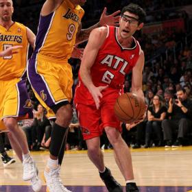 Hinrich vuelve a los Bulls para reemplazar al lesionado Rose Hinrich vuelve a los Bulls para reemplazar al lesionado Rose