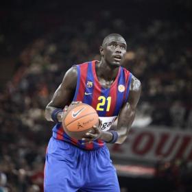 Boni N'Dong deja el Barcelona tras tres temporadas Boni N'Dong deja el Barcelona tras tres temporadas