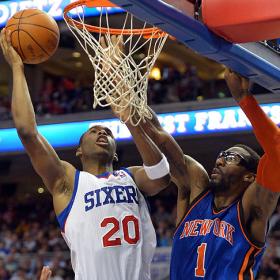 Los Lakers renuevan a Ebanks y fichan al escolta Jodie Meeks Los Lakers renuevan a Ebanks y fichan al escolta Jodie Meeks