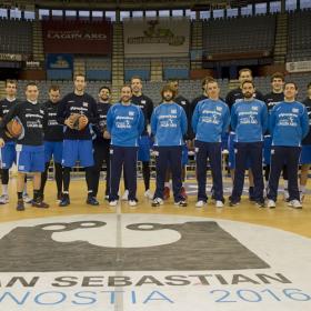 El Lagun Aro renuncia oficialmente a jugar la Eurocup El Lagun Aro renuncia oficialmente a jugar la Eurocup
