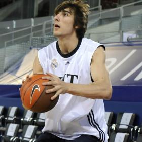 El Real Madrid cede al joven Dani Díez al Lagun Aro El Real Madrid cede al joven Dani Díez al Lagun Aro