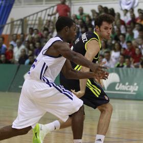 El Madrid debuta a gran nivel ante un gris Cibona El Madrid debuta a gran nivel ante un gris Cibona