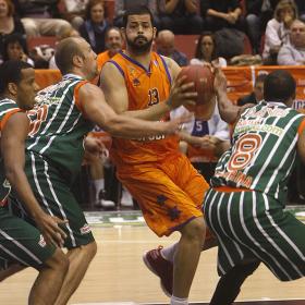 Martínez y Ribas acribillan al Banvit Martínez y Ribas acribillan al Banvit