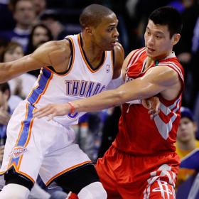 Parker y los Spurs dominan a los Rockets en el duelo tejano Parker y los Spurs dominan a los Rockets en el duelo tejano