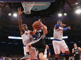 Anthony, Smith y Prigioni cortan la racha triunfal de los Spurs Anthony, Smith y Prigioni cortan la racha triunfal de los Spurs