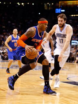 Anthony volvió a llegar a los 40 puntos y salvó a los Knicks Anthony volvió a llegar a los 40 puntos y salvó a los Knicks