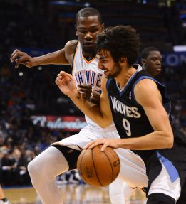 Durant y Westbrook doblegaron a los Timberwolves de Rubio Durant y Westbrook doblegaron a los Timberwolves de Rubio