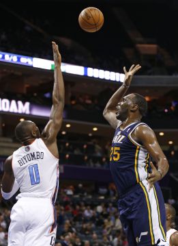 Jefferson impuso su poder ante los devaluados Bobcats Jefferson impuso su poder ante los devaluados Bobcats