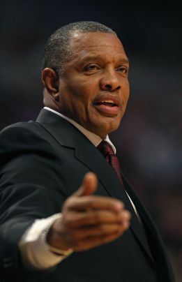 Alvin Gentry deja el cargo de entrenador de los Suns Alvin Gentry deja el cargo de entrenador de los Suns