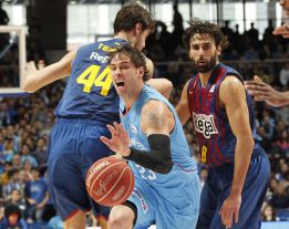 Carl English está cerca de pasar del Estudiantes al Barcelona Carl English está cerca de pasar del Estudiantes al Barcelona