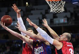 El Barça muestra su mejor cara para ganar al Caja Laboral El Barça muestra su mejor cara para ganar al Caja Laboral