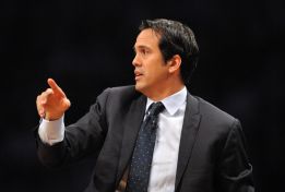 Spoelstra dirigirá al equipo del Este y Popovich al del Oeste Spoelstra dirigirá al equipo del Este y Popovich al del Oeste