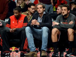 La NBA obligó a Noah a ponerse chaqueta para ver a los Bulls La NBA obligó a Noah a ponerse chaqueta para ver a los Bulls
