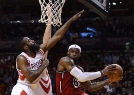 James llega a los 5.000 puntos con los Heat frente a Houston James llega a los 5.000 puntos con los Heat frente a Houston
