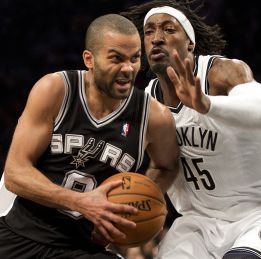 Tony Parker fue el líder de unos Spurs que vuelven a ganar Tony Parker fue el líder de unos Spurs que vuelven a ganar