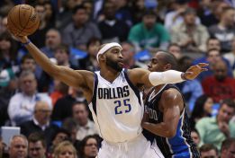 Marion y Brand encabezan la victoria de los Mavericks Marion y Brand encabezan la victoria de los Mavericks