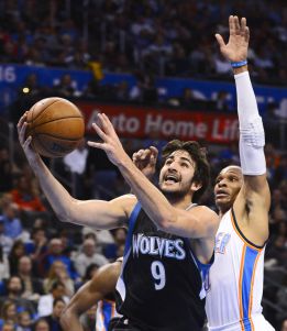 Ibaka se llevó el duelo con Ricky Rubio y los Timberwolves Ibaka se llevó el duelo con Ricky Rubio y los Timberwolves