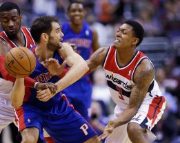 Calderón regala 18 asistencias en el triunfo de los Pistons Calderón regala 18 asistencias en el triunfo de los Pistons