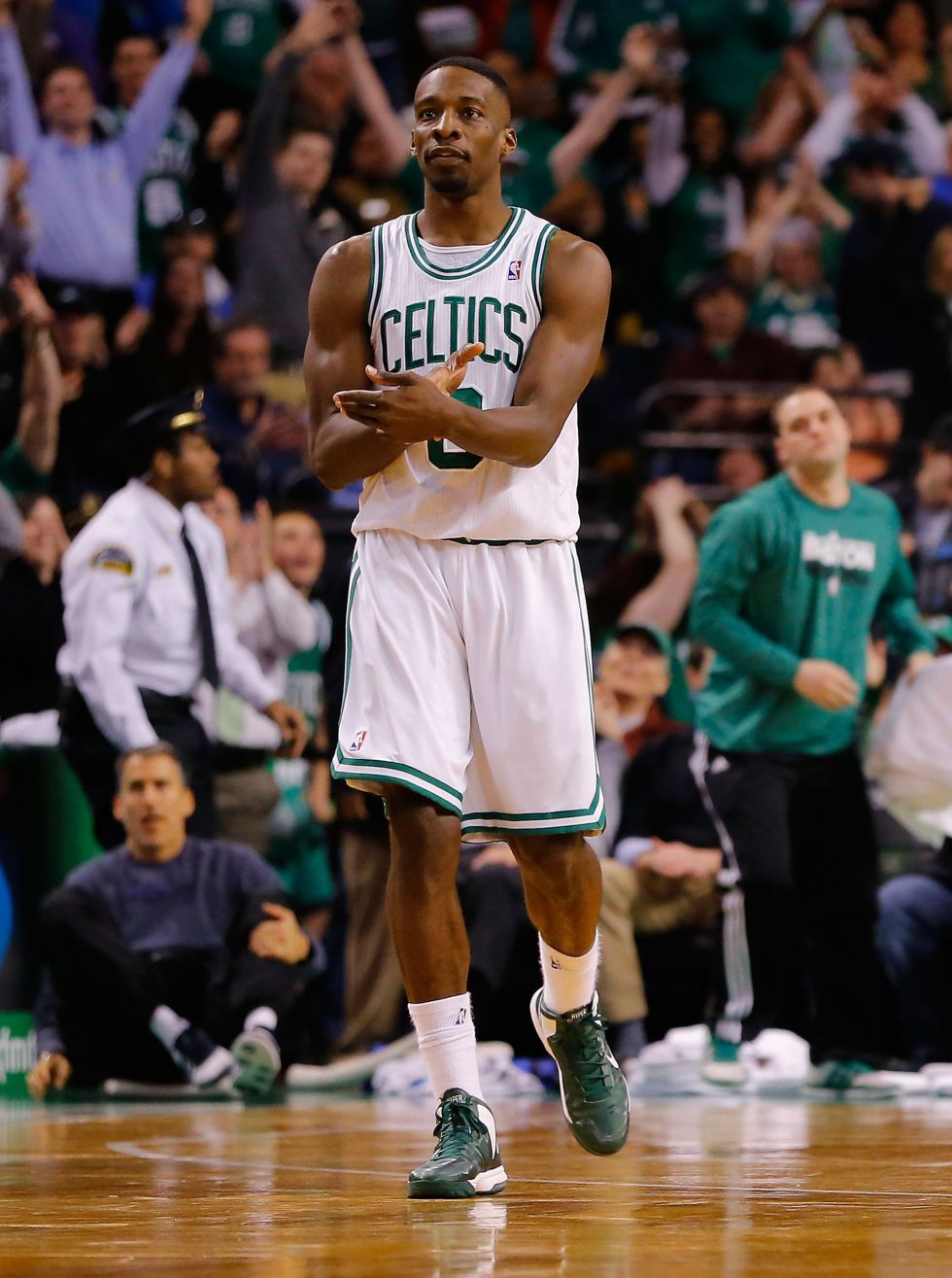 Jeff Green aseguró a los Boston Celtics el pase a los playoffs