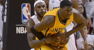 Hibbert y las pérdidas de LeBron James dan el triunfo a los Pacers