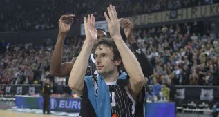 El Bilbao Basket renueva a Mumbrú, Raúl López y Grimau