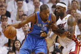LeBron tira la toalla y admite que Durant debe ser MVP