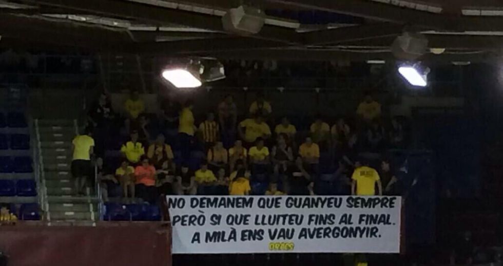 El Palau mostró su enfado por la derrota del Barça en Milán