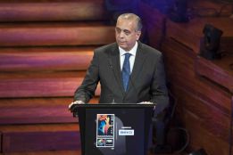 José Luis Sáez: Sevilla acogerá el congreso de la FIBA en agosto