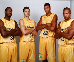 El Granca vuelve a Europa hoy ante el histórico Cantú italiano