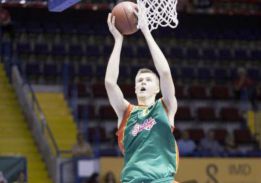 Porzingis no basta y el Sevilla cae ante el Nymburk checo