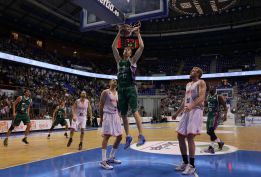 Toolson guía al Unicaja a un triunfo cómodo ante el Fuenla